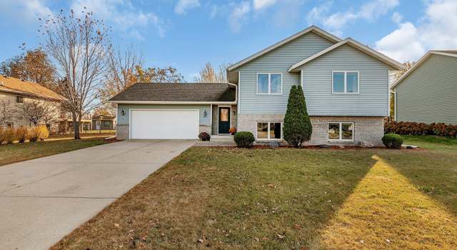 Photo of 212 12th Ave SE, Saint Joseph, MN 56374