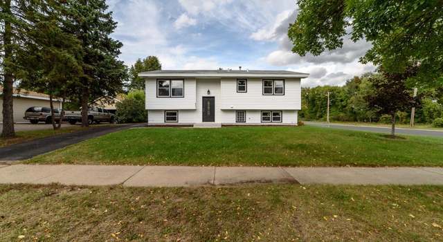 Photo of 943 Blackoaks Ln, Anoka, MN 55303