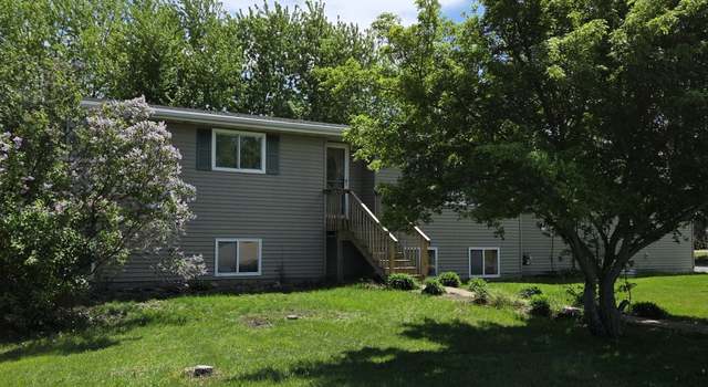 Photo of 829 1st Ave SW, Hayfield, MN 55940