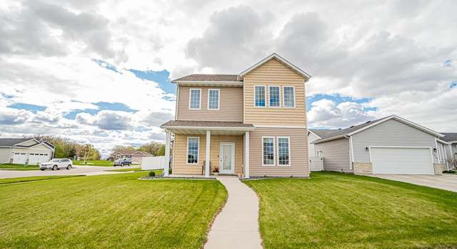 Photo of 1306 6th St NW, Fargo, ND 58078