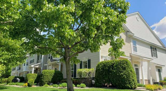 Photo of 10794 Hawthorn Trl Unit A, Saint Paul, MN 55129