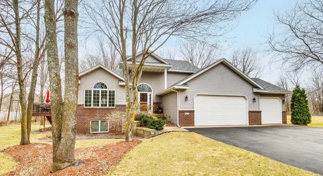 Photo of 6073 Golden Oaks Cir, North Branch, MN 55056
