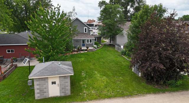 Photo of 406 Oak St N, Sauk Centre, MN 56378