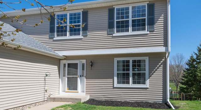 Photo of 810 Gilfillan Ave, Carver, MN 55315