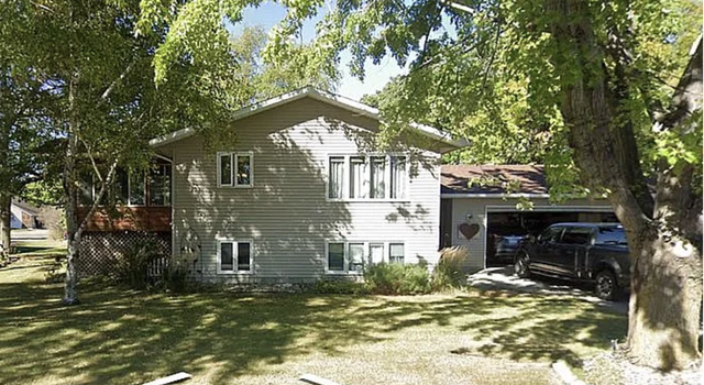 Photo of 503 W Madison Ave, Mahnomen, MN 56557