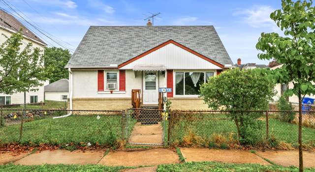 Photo of 1060 Jackson St, Saint Paul, MN 55117