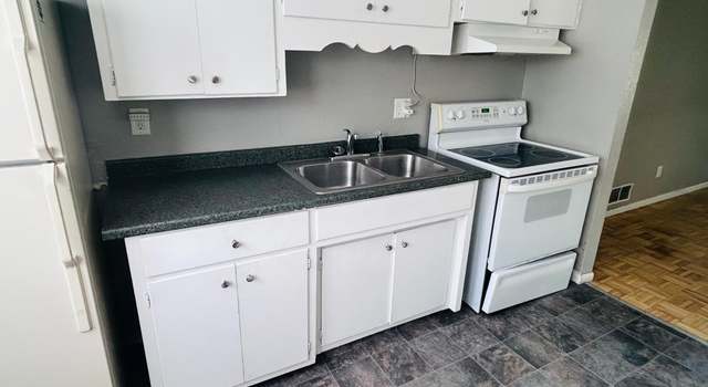 Photo of 322 Baker St E, Saint Paul, MN 55107