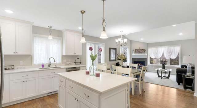 Photo of 340 2nd St NW, Mayer, MN 55360