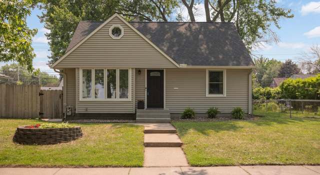 Photo of 210 Westchester Dr, West Saint Paul, MN 55118