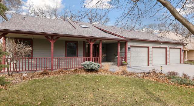 Photo of 965 Lawnview Ave, Shoreview, MN 55126