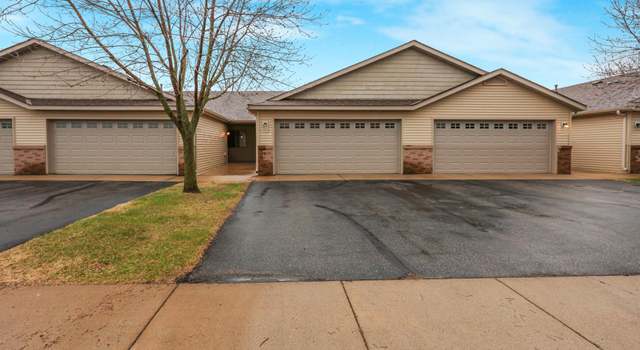 Photo of 1062 Manor Ct, Saint Cloud, MN 56303