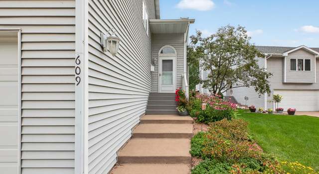Photo of 609 Main St E, Wabasha, MN 55981
