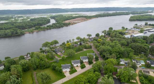 Photo of 609 Main St E, Wabasha, MN 55981