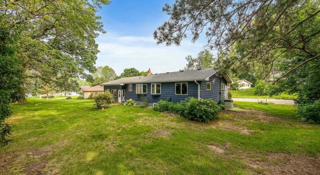 Photo of 1121 Ramsey St W, Stillwater, MN 55082