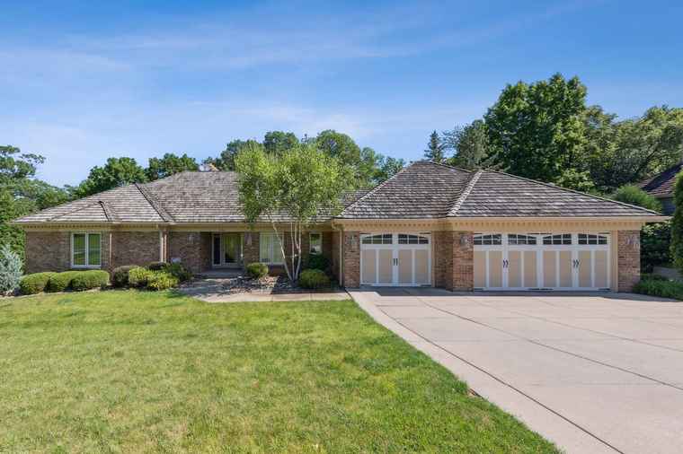 Photo of 10752 Mount Curve Rd Eden Prairie, MN 55347