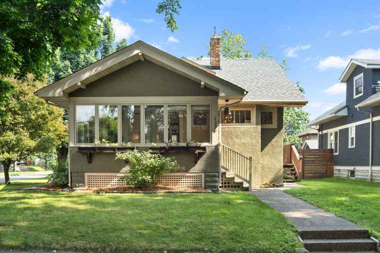 Photo of 1339 Sargent Ave Saint Paul, MN 55105