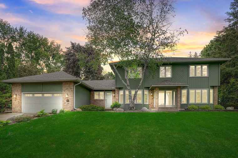 Photo of 12610 46th Ave N Plymouth, MN 55442