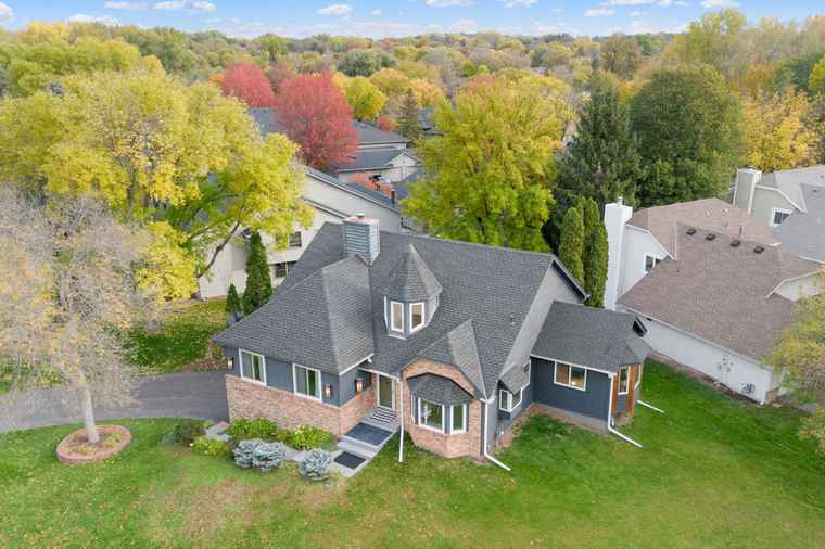 Photo of 18644 Clear View Dr Minnetonka, MN 55345