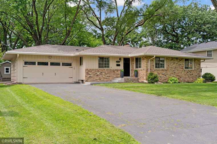 Photo of 5624 Dale Ave Edina, MN 55436