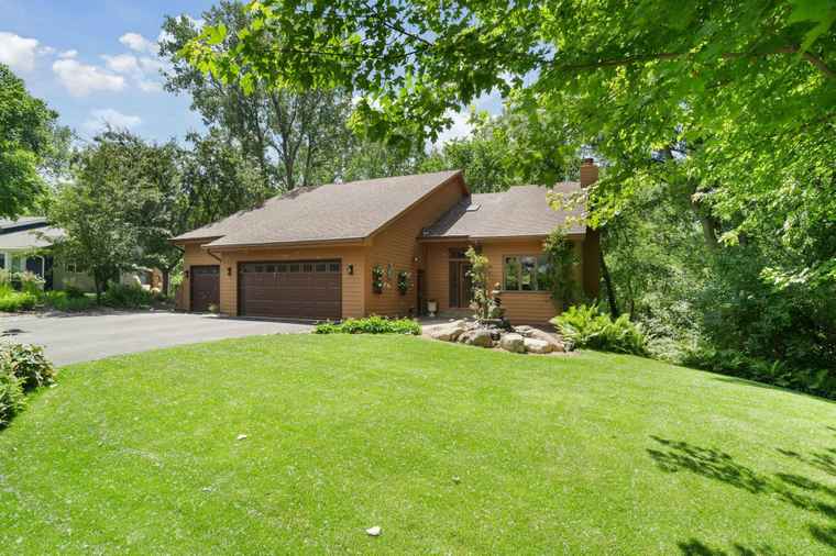 Photo of 14451 Wellington Rd Minnetonka, MN 55391