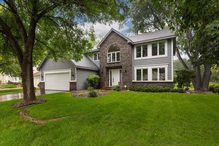 Photo of 16812 Weston Bay Rd Eden Prairie, MN 55347