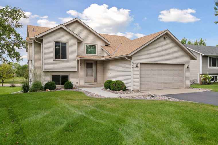 Photo of 9491 Rosewood Ln N Maple Grove, MN 55369