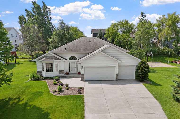 Photo of 13735 57th Ave N Plymouth, MN 55446
