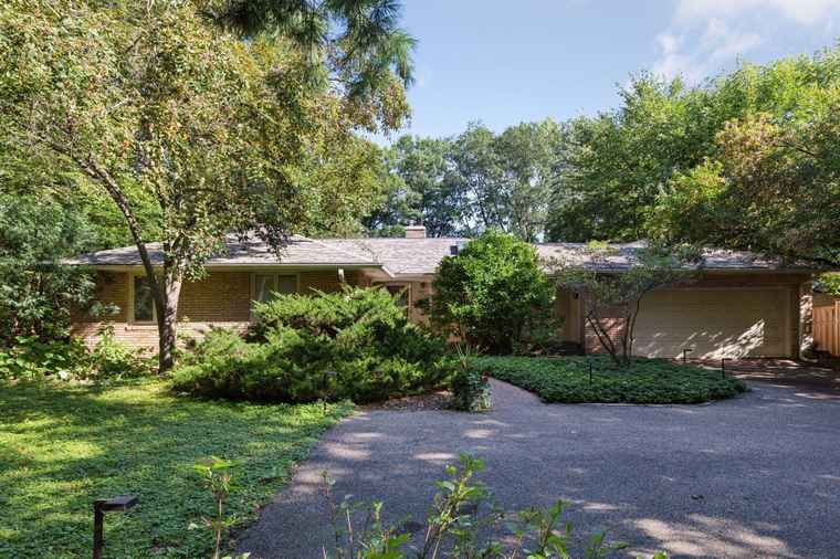 Photo of 6940 Valley View Rd Edina, MN 55439