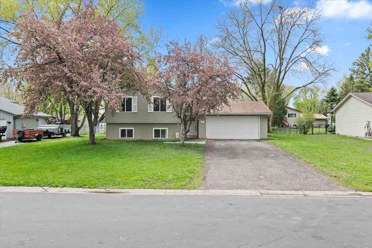 Photo of 9651 104th Ave N Maple Grove, MN 55369