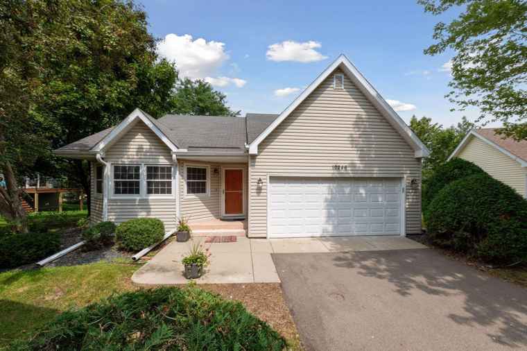 Photo of 10246 Lee Dr Eden Prairie, MN 55347
