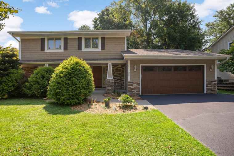 Photo of 11735 52nd Ave N Plymouth, MN 55442