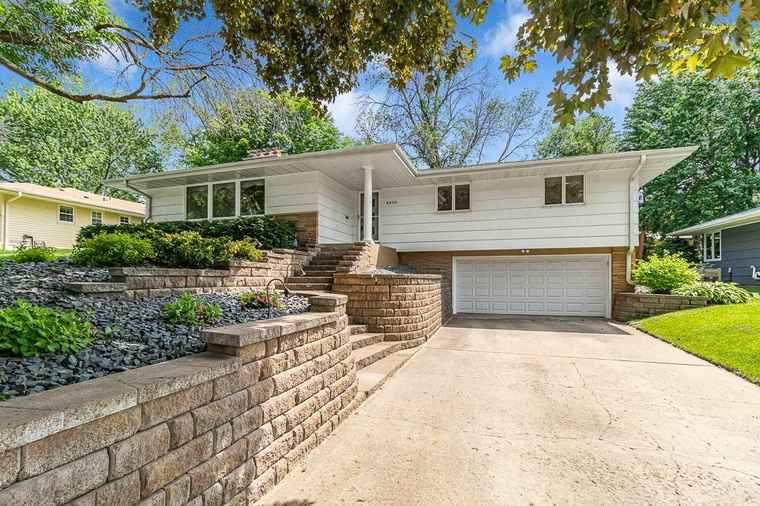 Photo of 5313 Birchcrest Dr Edina, MN 55436