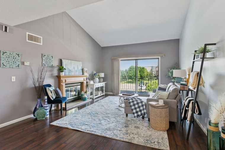 Photo of 4100 Parklawn Ave #309 Edina, MN 55435