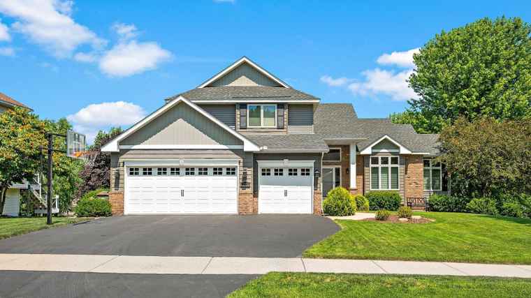 Photo of 12358 Chesholm Ln Eden Prairie, MN 55347