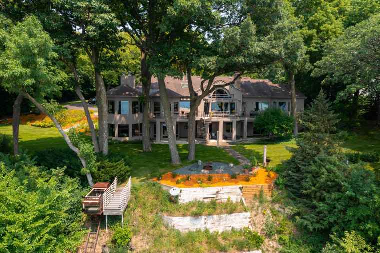 Photo of 9002 Riley Lake Rd Eden Prairie, MN 55347