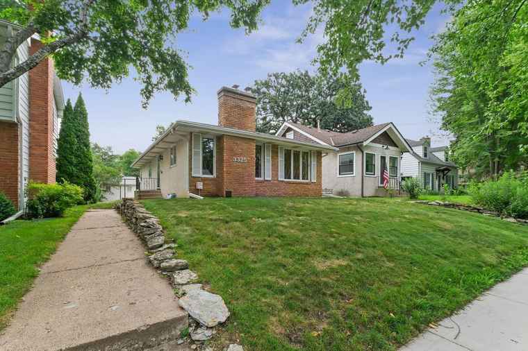 Photo of 3325 47th Ave S Minneapolis, MN 55406