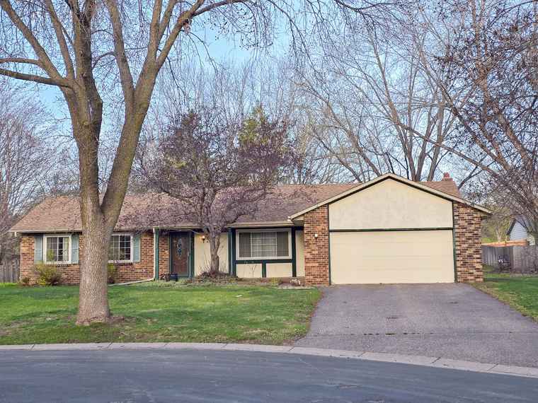Photo of 9843 102nd Ave N Maple Grove, MN 55369
