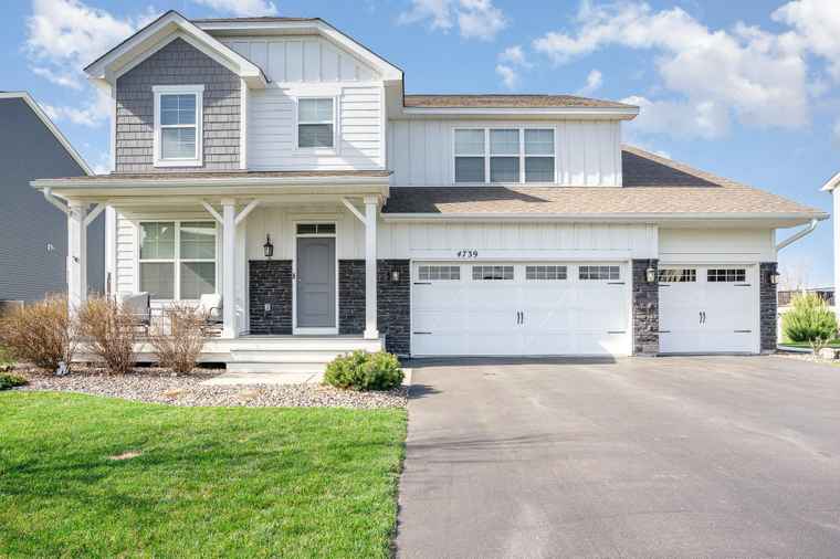 Photo of 4739 Prairie Dunes Way Eagan, MN 55123