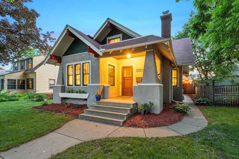 Photo of 5040 Newton Ave S Minneapolis, MN 55419