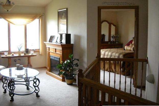 1932 27th St Se St Cloud Mn 56304 3 Beds 3 Baths