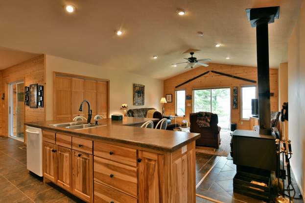 12206 N Wagner Ln Hayward Wi 54843 Mls 6121538 Redfin 12206 N Wagner Ln Hayward Wi 54843, Hayward Wi Kitchen Cabinets