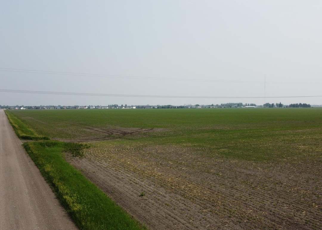 NA NA, Moorhead, MN 56560