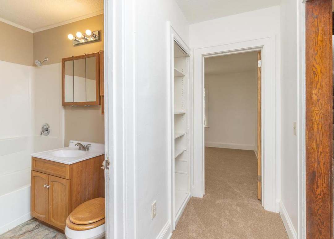 3240 Irving Ave N, Minneapolis, MN 55412
