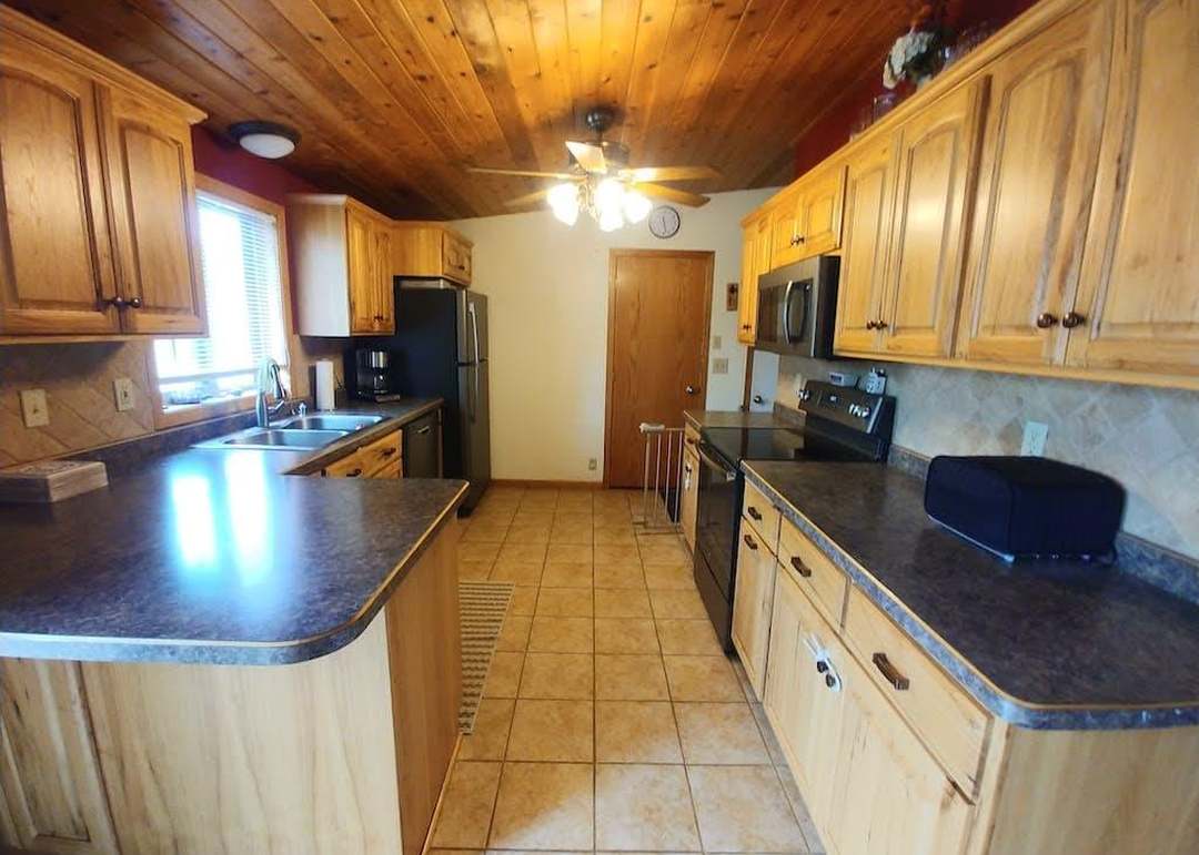 534 Morningside Ave, Paynesville, MN 56362