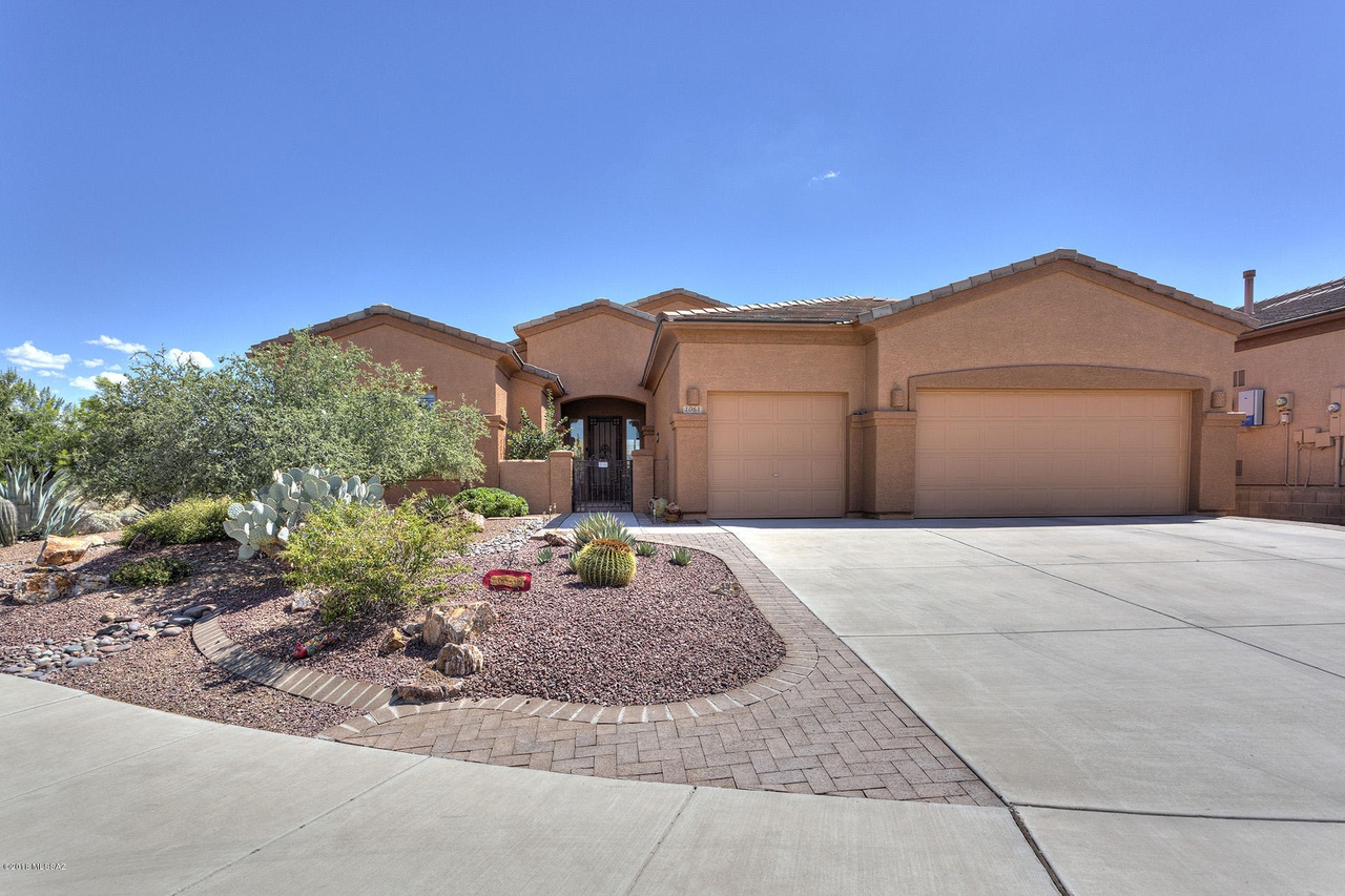 1061 W Mountain Nugget Dr, Green Valley, AZ 85614 MLS 21825018 Redfin