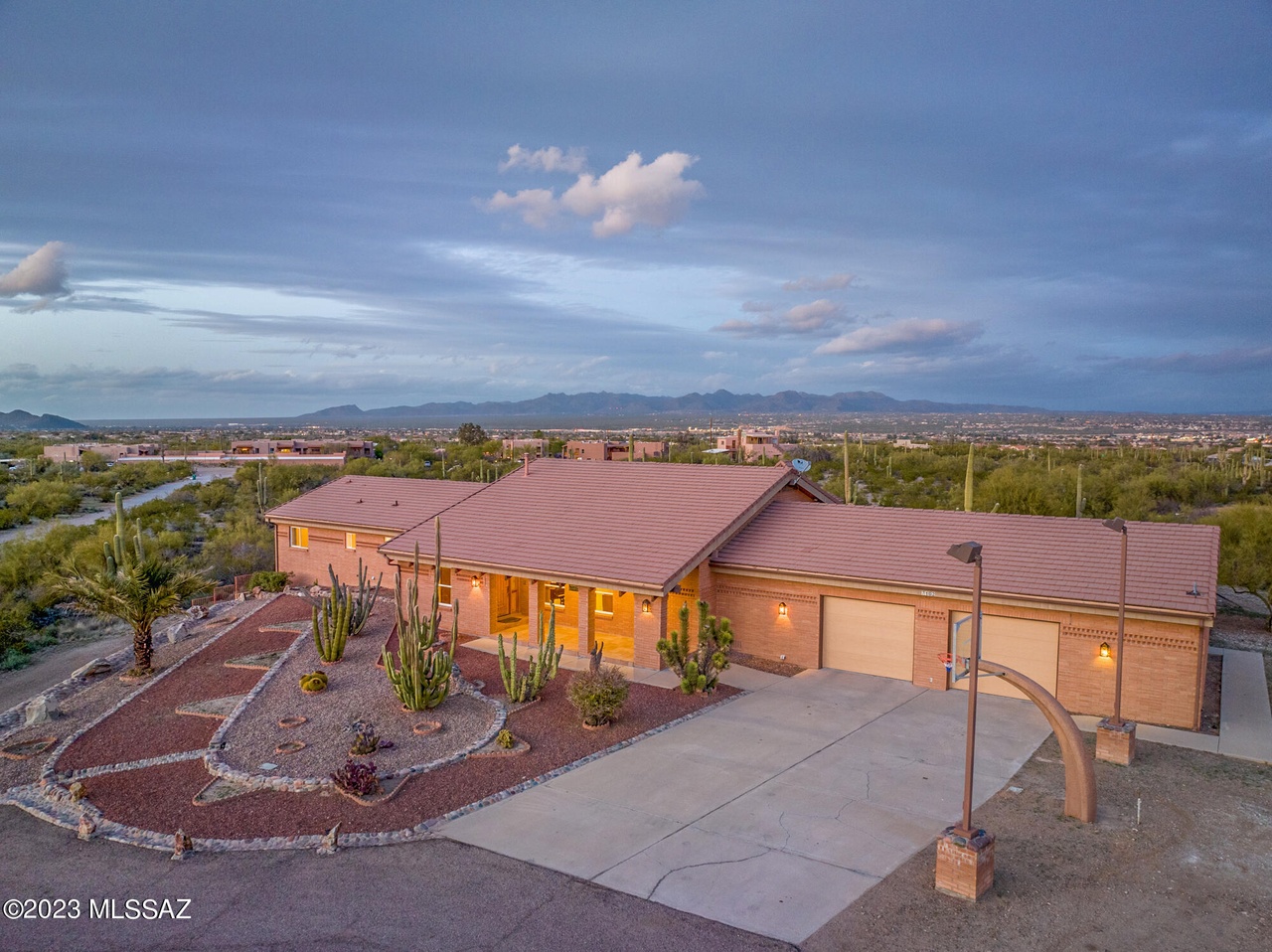 7102 W Ina Rd, Tucson, AZ 85743 MLS 22303539 Redfin