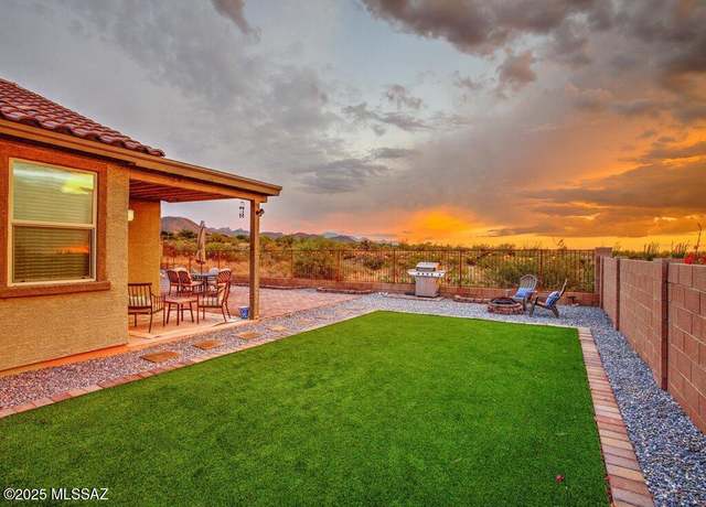 Property at 17054 S Emerald Vista Dr, Vail, AZ 85641, 3 beds, 2 baths