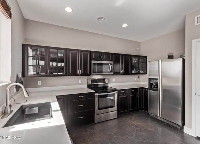 Property at 1275 S Via Estrella Blanca, Tucson, AZ 85713, 3 beds, 3 baths