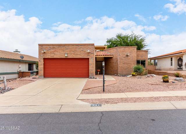 Property at 731 W Rio Moctezuma, Green Valley, AZ 85614, 2 beds, 2 baths