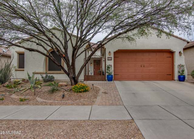 Property at 5457 S Canyon Oak Dr, Tucson, AZ 85747, 3 beds, 2.5 baths